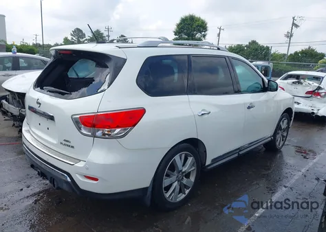 2014 Nissan Pathfinder S/Sv/Sl/Platinum z USA, uszkodzony, nr VIN 5N1AR2MM3EC724737